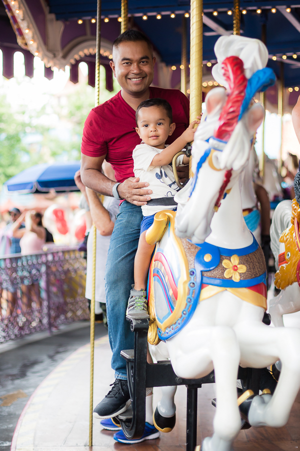 Walt Disney World with a Toddler Family Photo Locations for Great Family Photos at Magic Kingdom