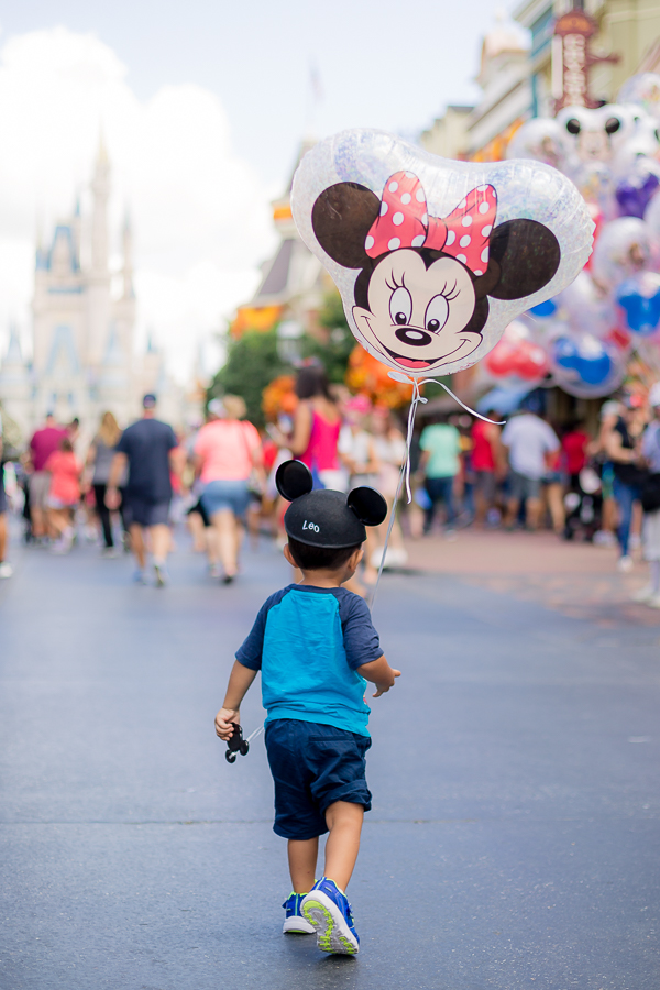 Walt Disney World with a Toddler Family Photo Locations for Great Family Photos at Magic Kingdom