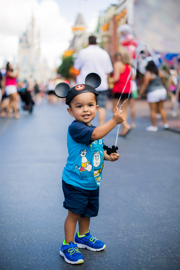 Walt Disney World with a Toddler Family Photo Locations for Great Family Photos at Magic Kingdom