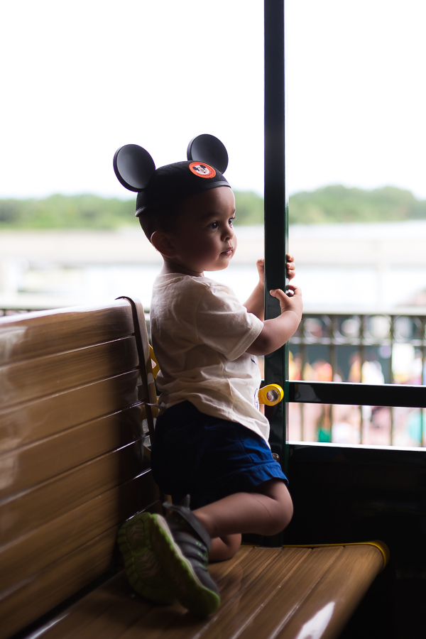 Walt Disney World with a Toddler Family Photo Locations for Great Family Photos at Magic Kingdom