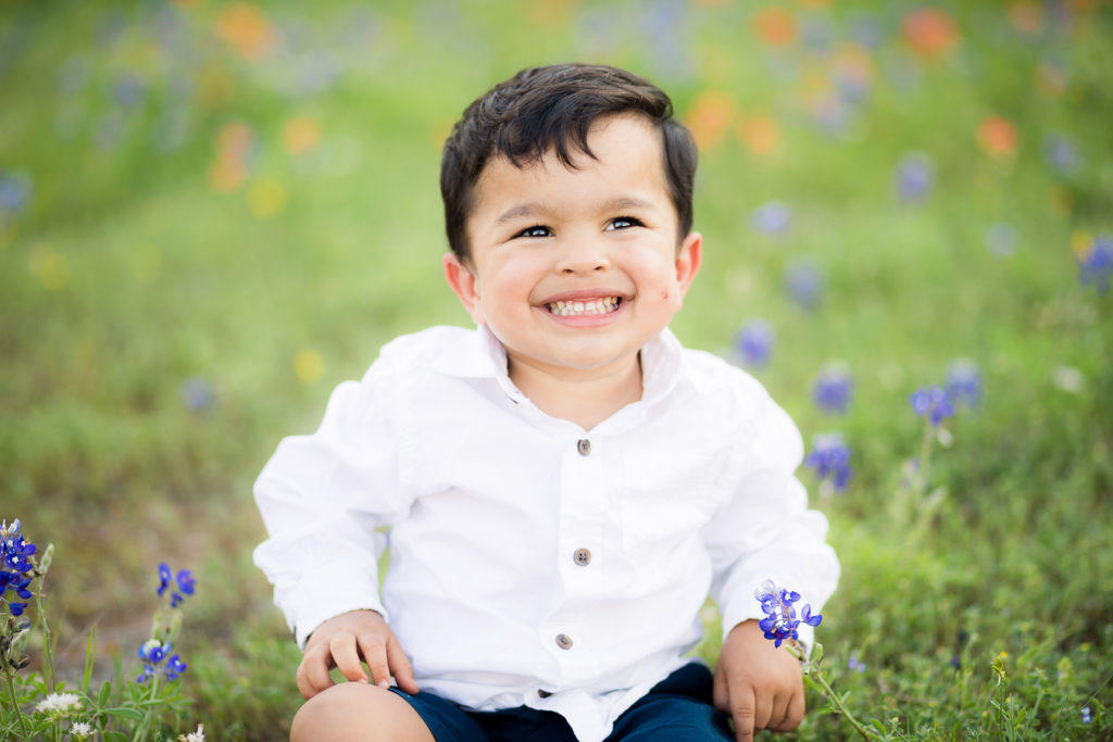 How to take pictures of your kids in the Bluebonnets!